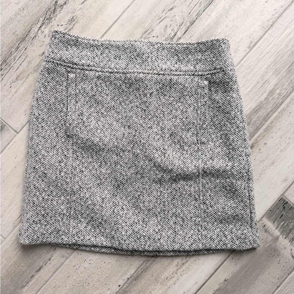 Women's Ann Taylor LOFT Tweed Skirt - size 10